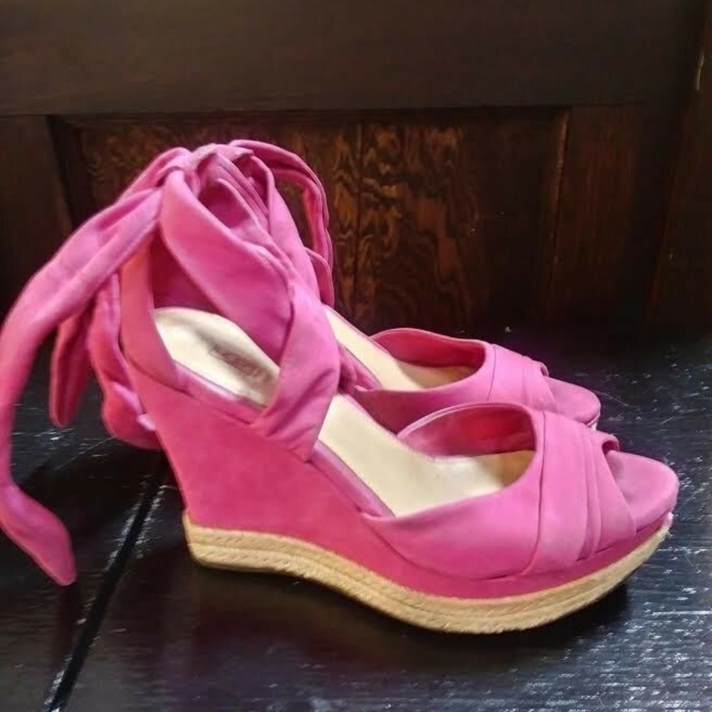 Ugg Women's Pink Lucianna Espadrille Sandals Sz 9